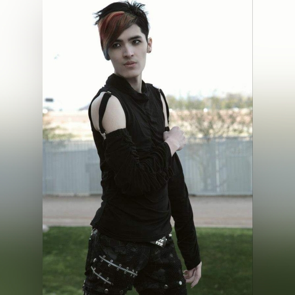 Bodyline Japan Detached Shoulder Turtleneck Shirt Longsleeve Unisex - Picture 2 of 10